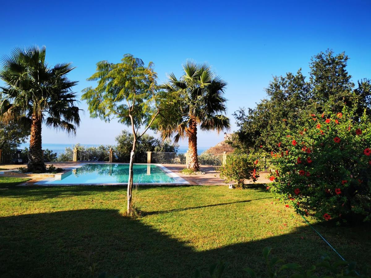 Il Mandorlo Villa Amantea Exteriör bild
